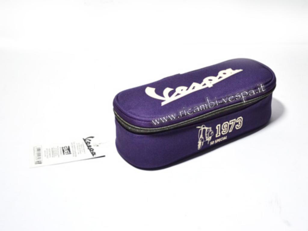Etui in Form von Gepäckbox, Farbe Violett 